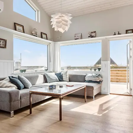 4 Bedroom Gorgeous In 埃贝尔托夫特