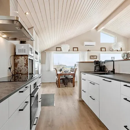 度假居 4 Bedroom Gorgeous In