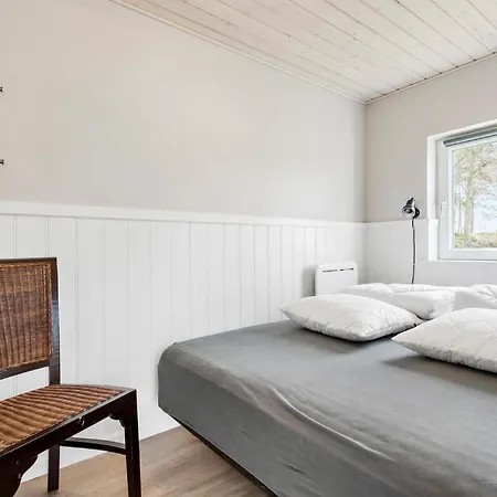 Holiday home 4 Bedroom Gorgeous In *