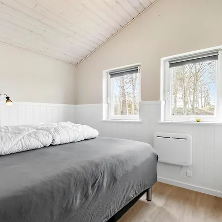 4 Bedroom Gorgeous In *